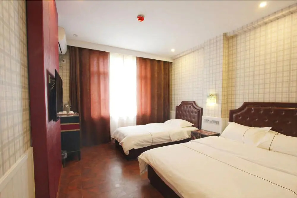 Weihai Milano Fashion Hotel
