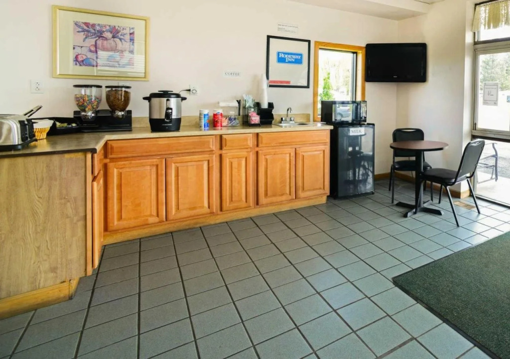 Loyalty Inn Maryville