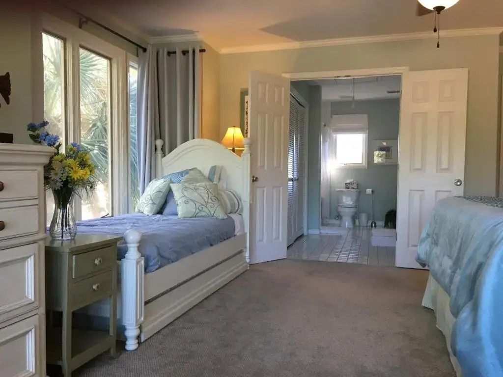 Elegant 3 BR 3 BA Wild Dunes Gated Resort Villa with 2 Golf Courses, Beach and Pool