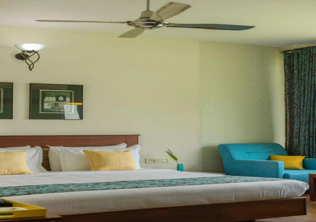 Waters Edge Kochi - a VKation Experience