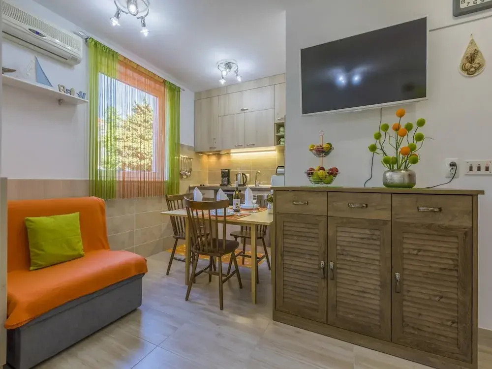 Apartment Zeki