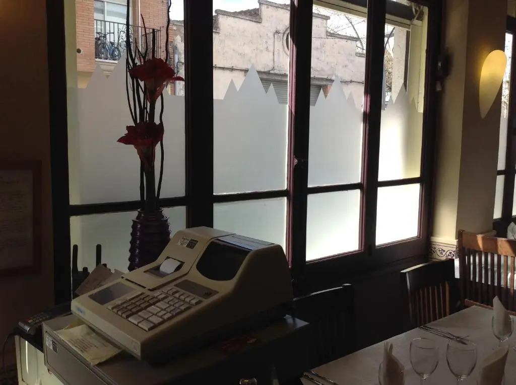 Hostal Fonda Montserrat