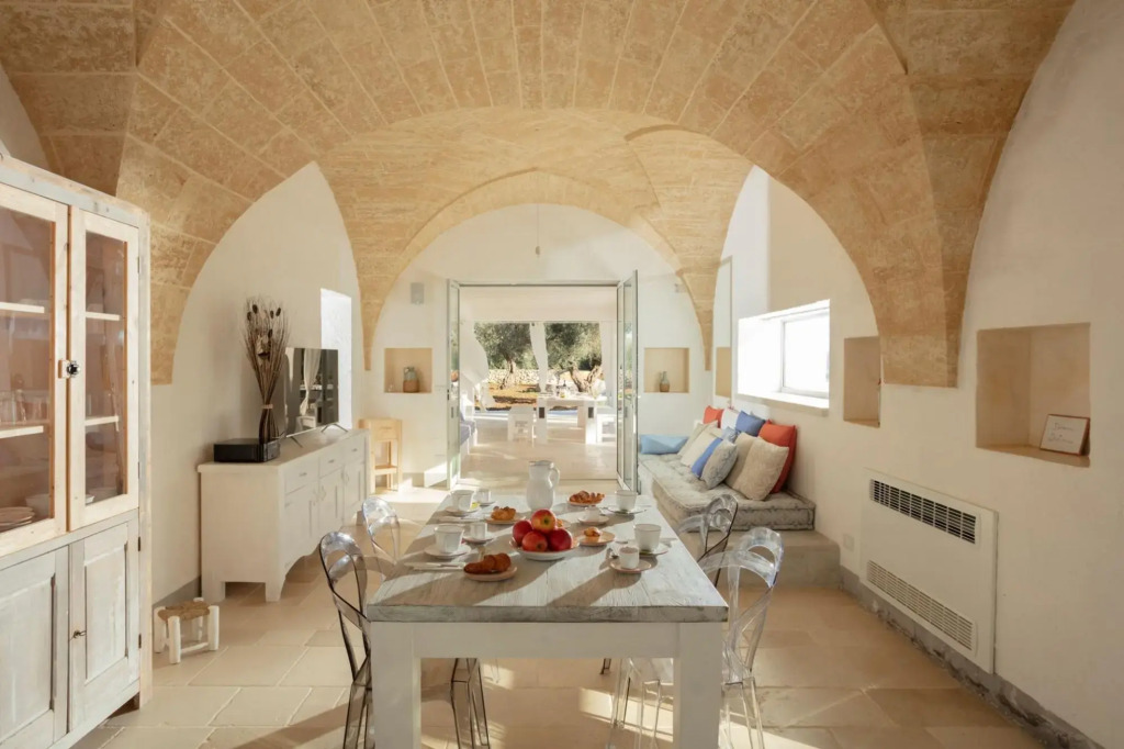 Elegant and refined villa with pool immersed into the mediterannean bush-DIMORA DALUMA