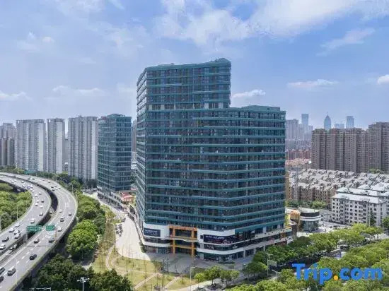 Homeinn Selected Hotel (Wuxi Railway Station Jinlun Star Space Commercial Plaza)