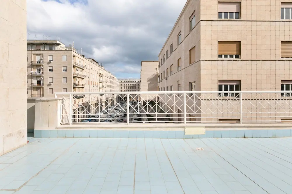 Grattacielo Ina Apartments
