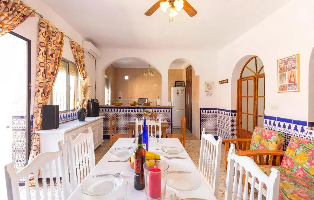 3 Bedroom Lovely Home In Olivares