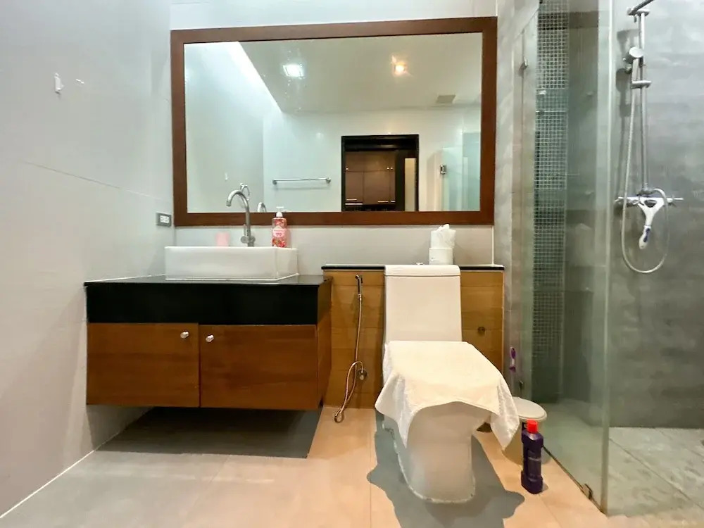 Sea and Sky condo Karon 306