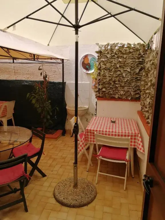 Le Rocce Holiday Rooms