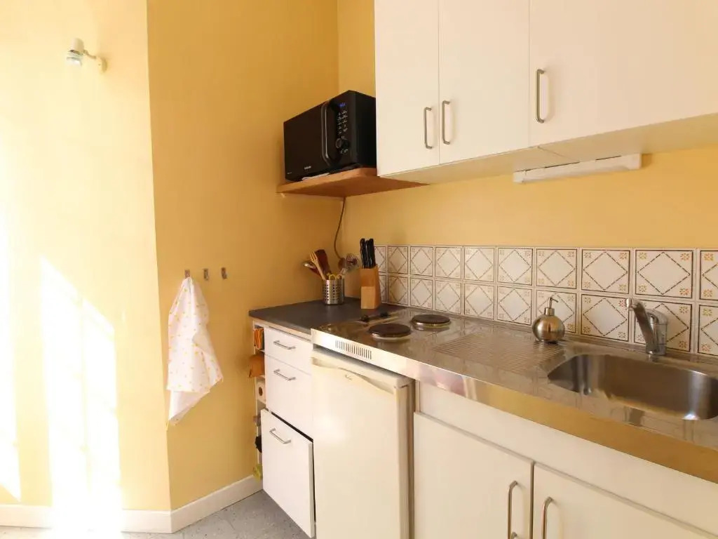 Charmant Appartement Central à Angers - Tout Inclus, Wifi, Proche Gare et Patrimoine - FR-1-622-6
