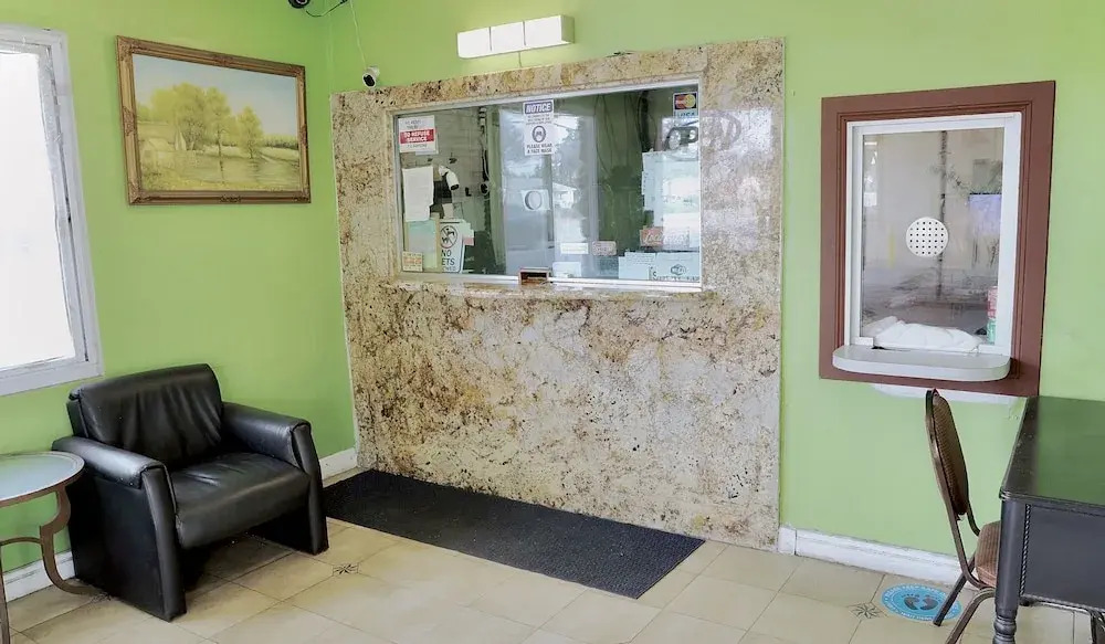 norwalk inn & suites