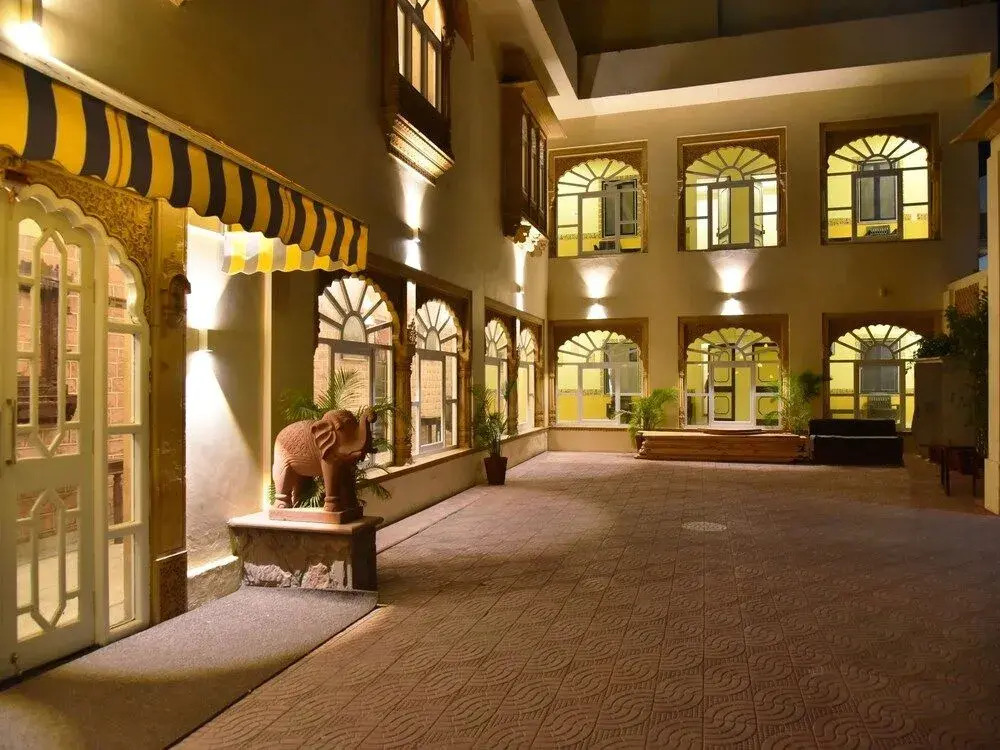 Capital O 35409 Hotel Megh Niwas