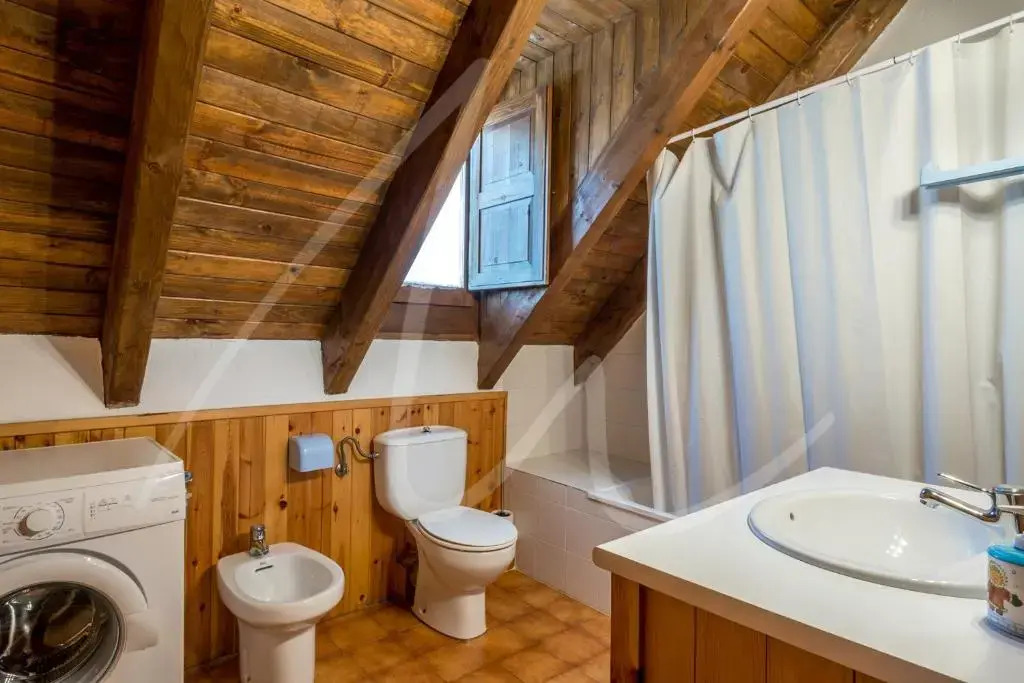 Casa Nere by SeaMount Rentals