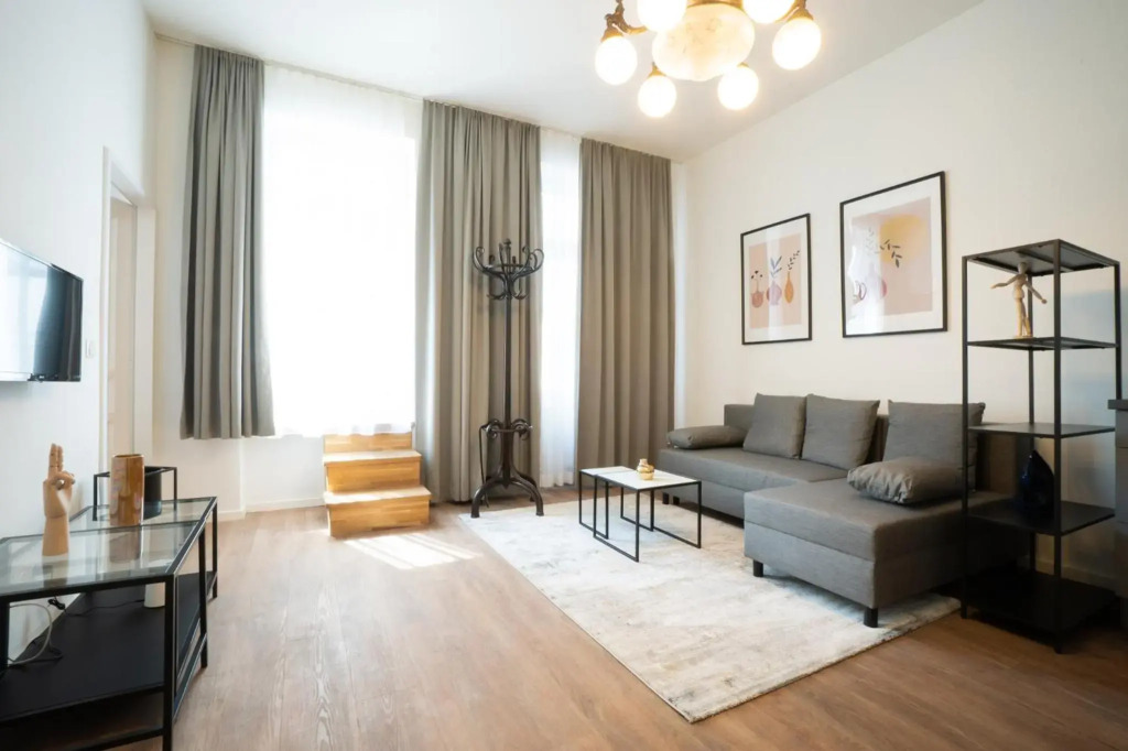 Sunny apartment in Leopoldstad + terrace with grill