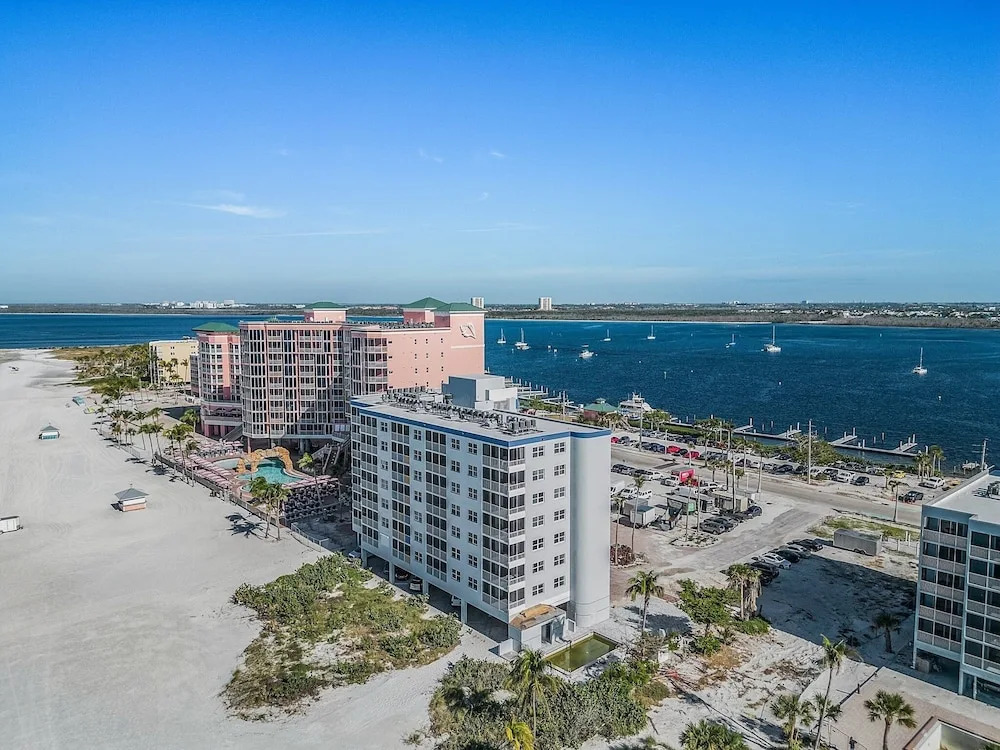 Beach Villas # 506-250 Estero Blvd apts