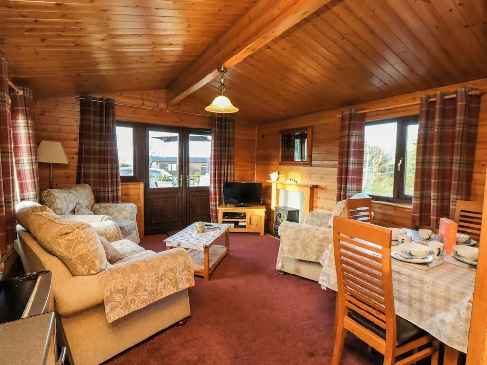 Hawthorne Lodge