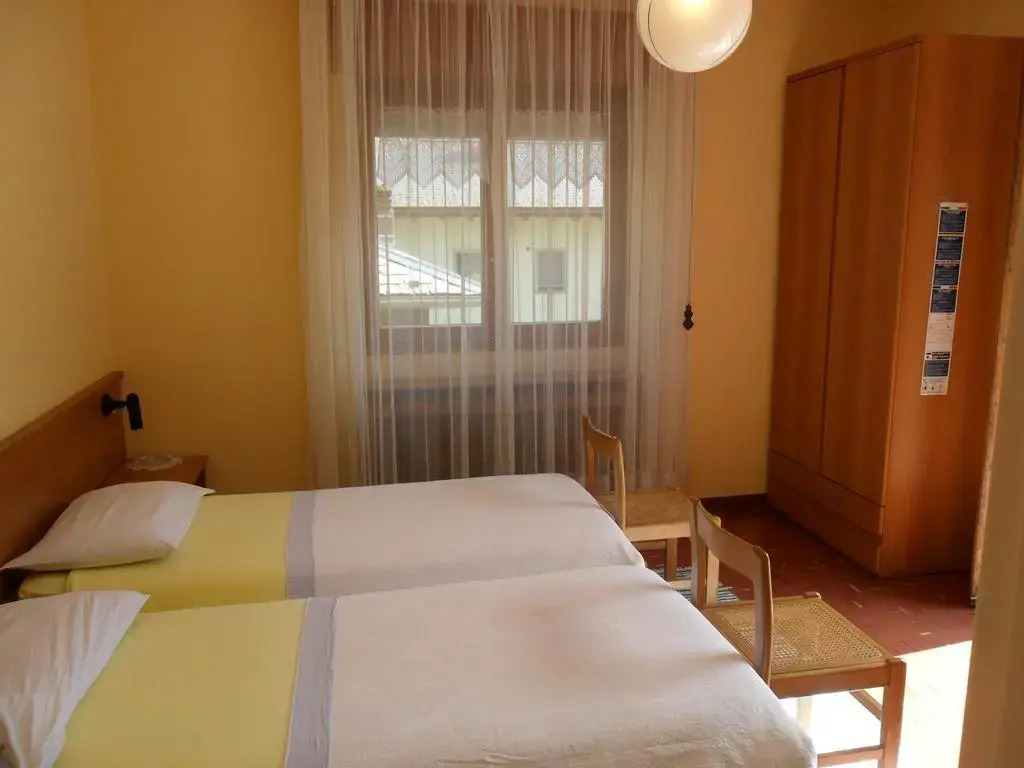Albergo Motel Dosdè B&B