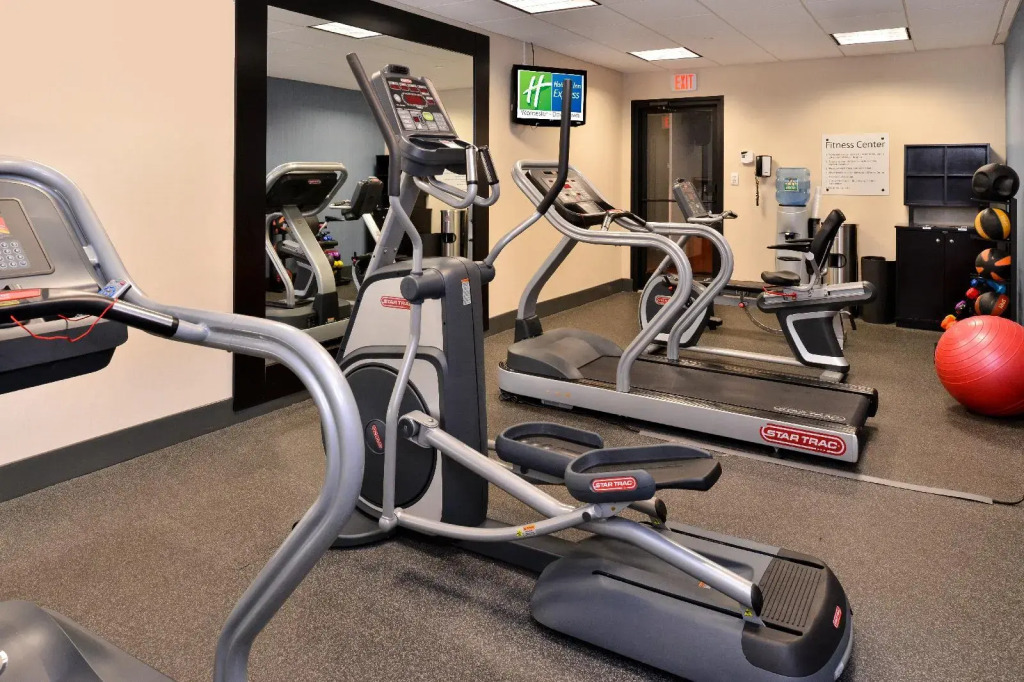 Holiday Inn Express Worcester