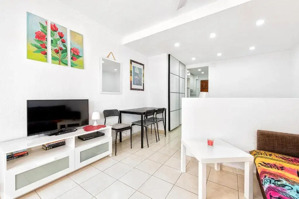 Apartamento a pie del mar