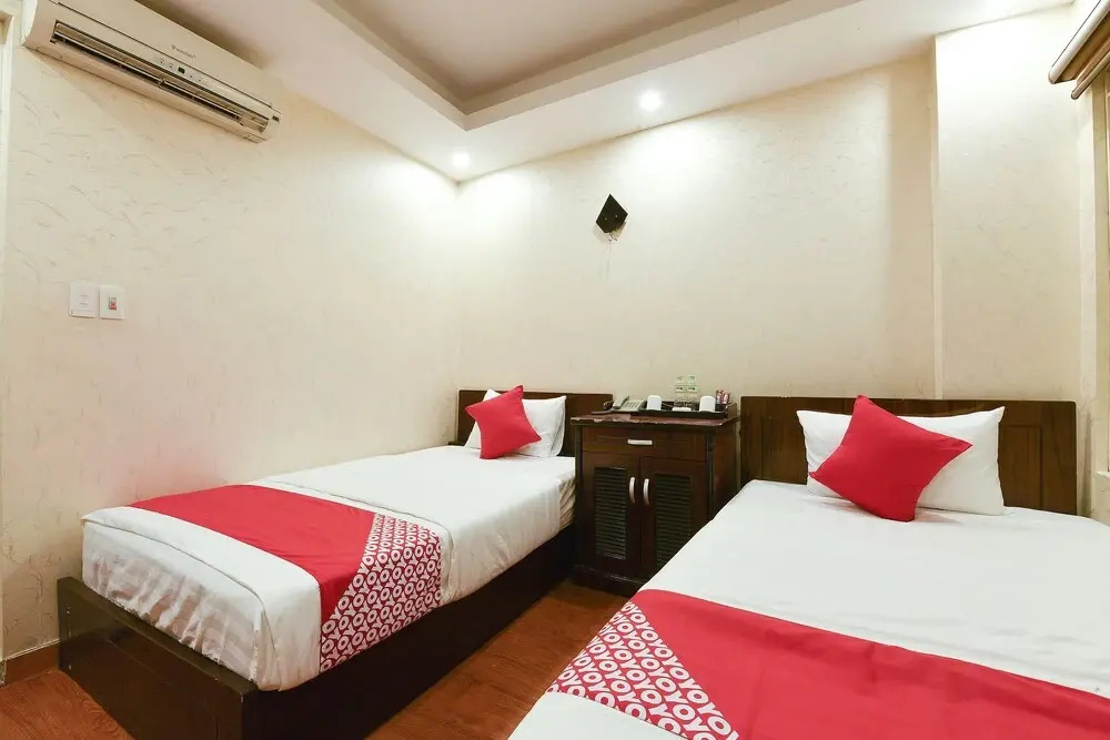 OYO 208 Arowana Hotel