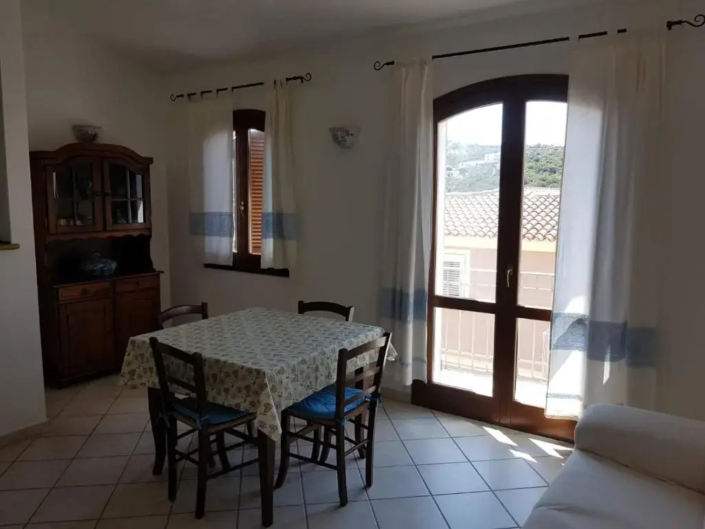 Appartamento AZZURRO con Balcone e panorama sul paese Santa Teresa Gallura -IUN Q4920