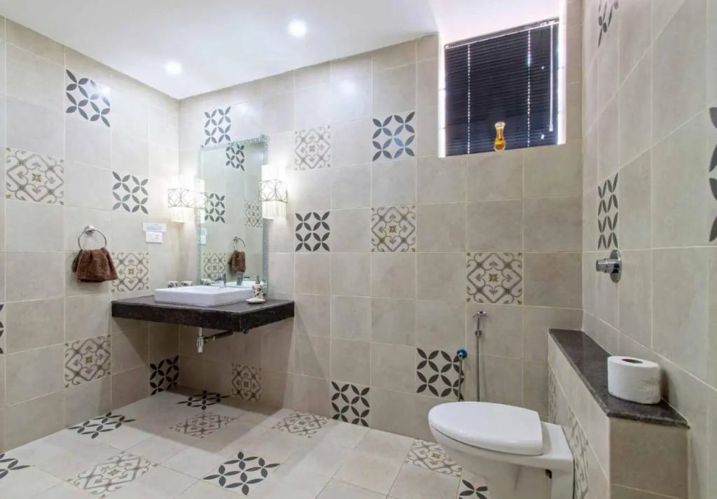 Villa Calangute Phase 17 -16 or 17BHK -Great For Large Groups