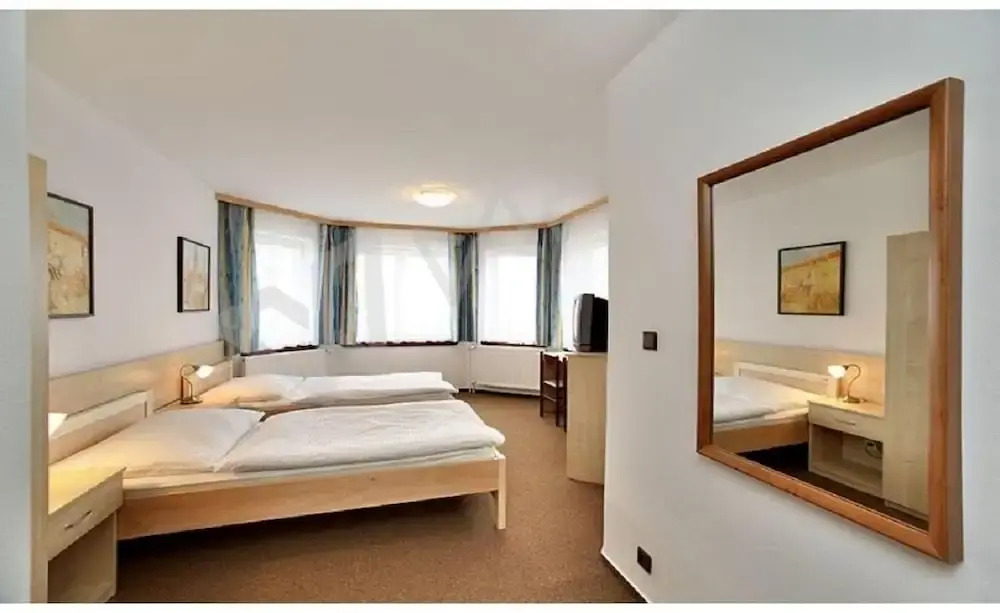 HOTEL RAJSKY
