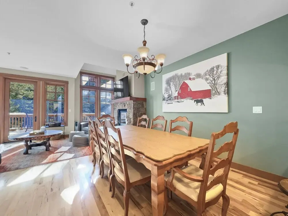 Union Creek Townhome 164b 3 Bedroom Townhouse by RedAwning