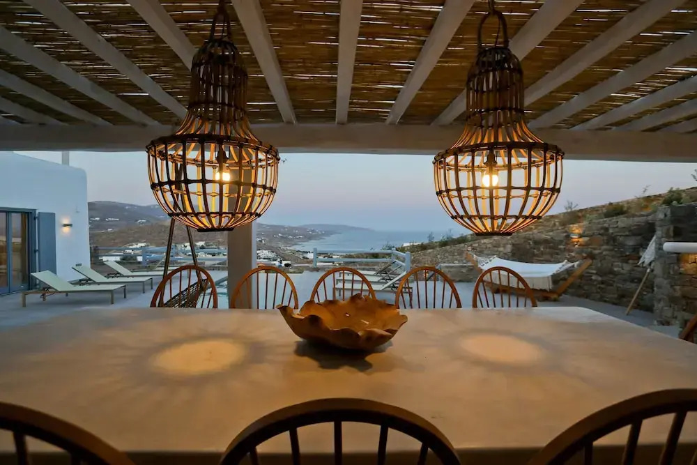 Villa Moonflower