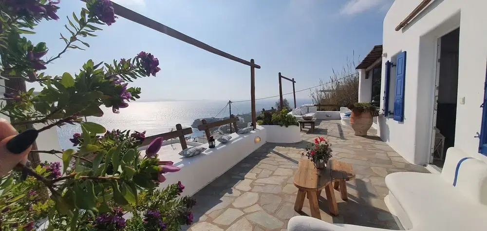 Villa Apollonia 3BR in Agios Stefanos by iTravelhome