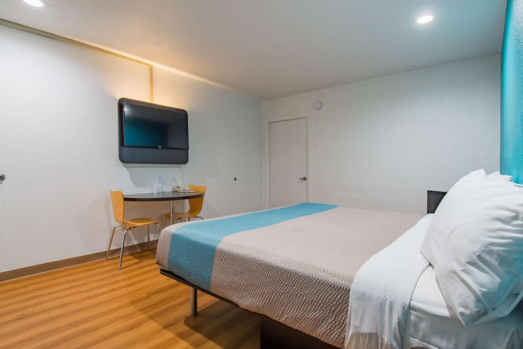Motel 6-San Bernardino, CA - Downtown