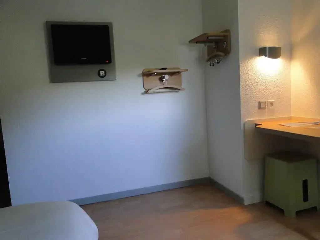 ibis Budget Caen Memorial