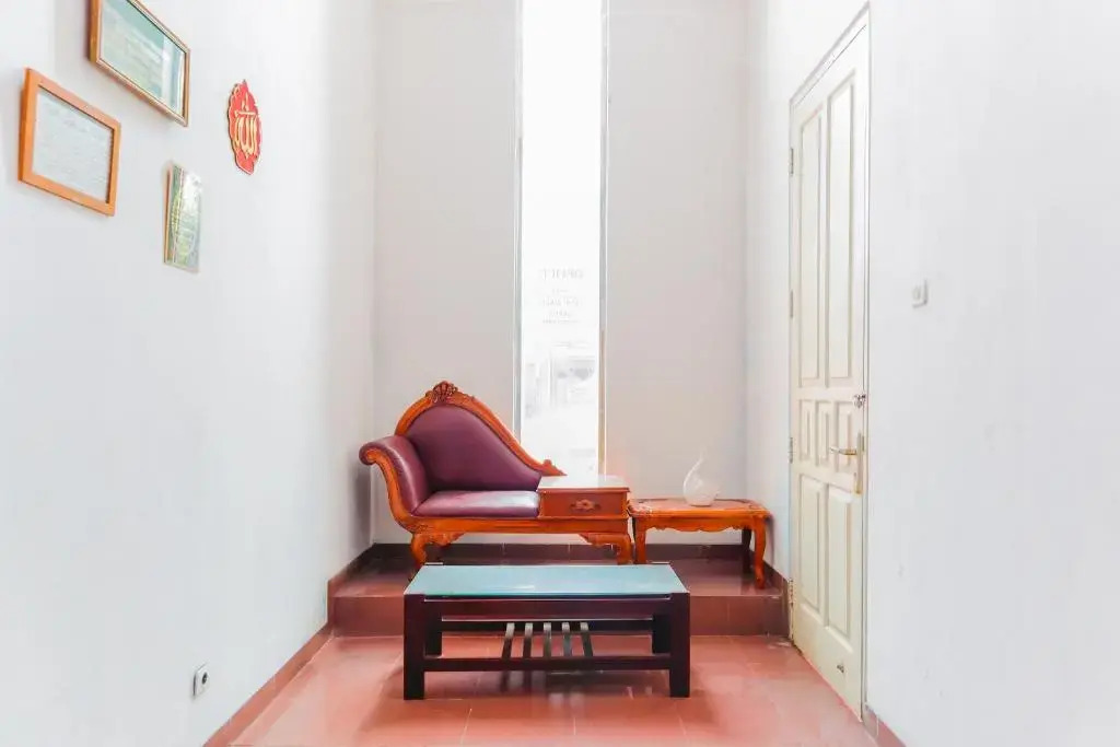 OYO 2547 Assirot Residence