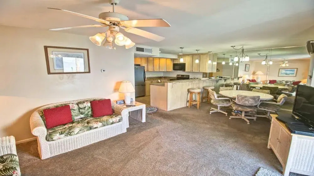 214 - 3 Br Condo