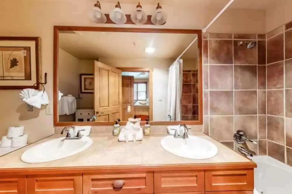 Red Hawk Townhomes 2 Bedroom Rental In River Run Village
