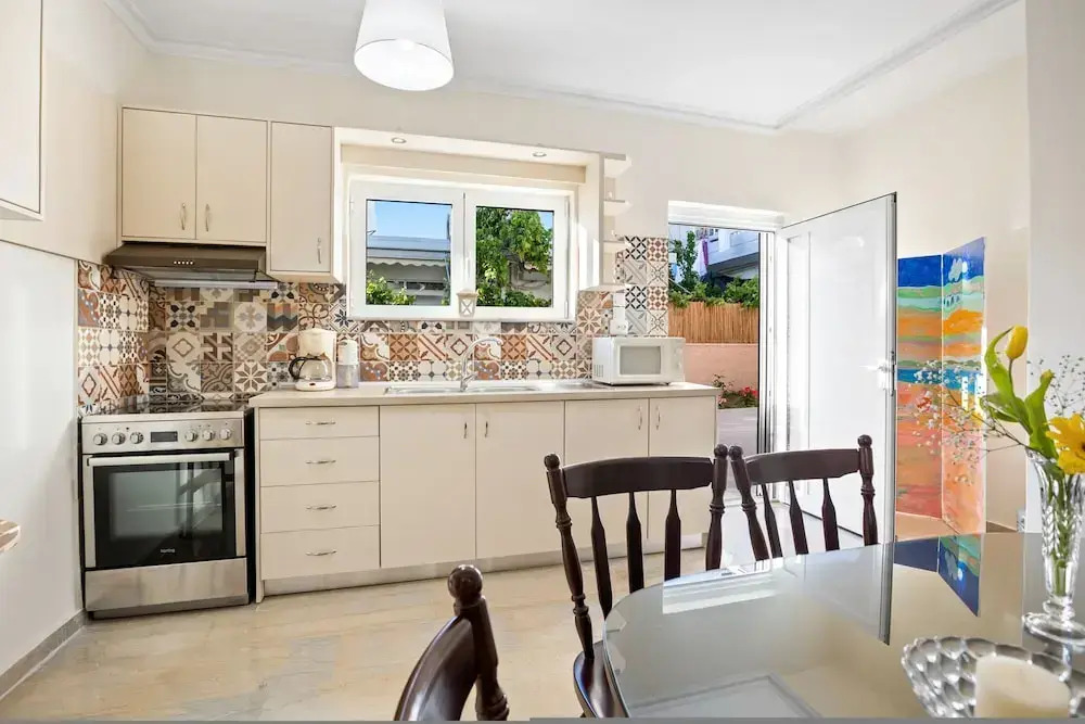 Dragonfly Apartment in Chania