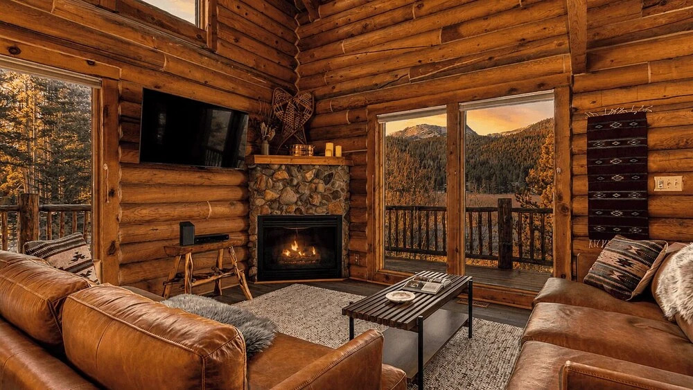 Blue River Hideaway by Avantstay Log Cabin + Hot Tub + Firepit + Deck Mountain Views + Deck Near Quandary 14er + Trailheads + Alpine Lakes