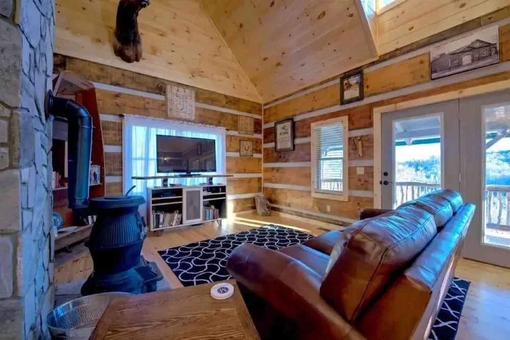 Pony Express - 2 Br Cabin