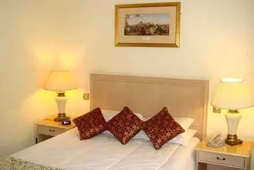 Derby Hotel Kensington
