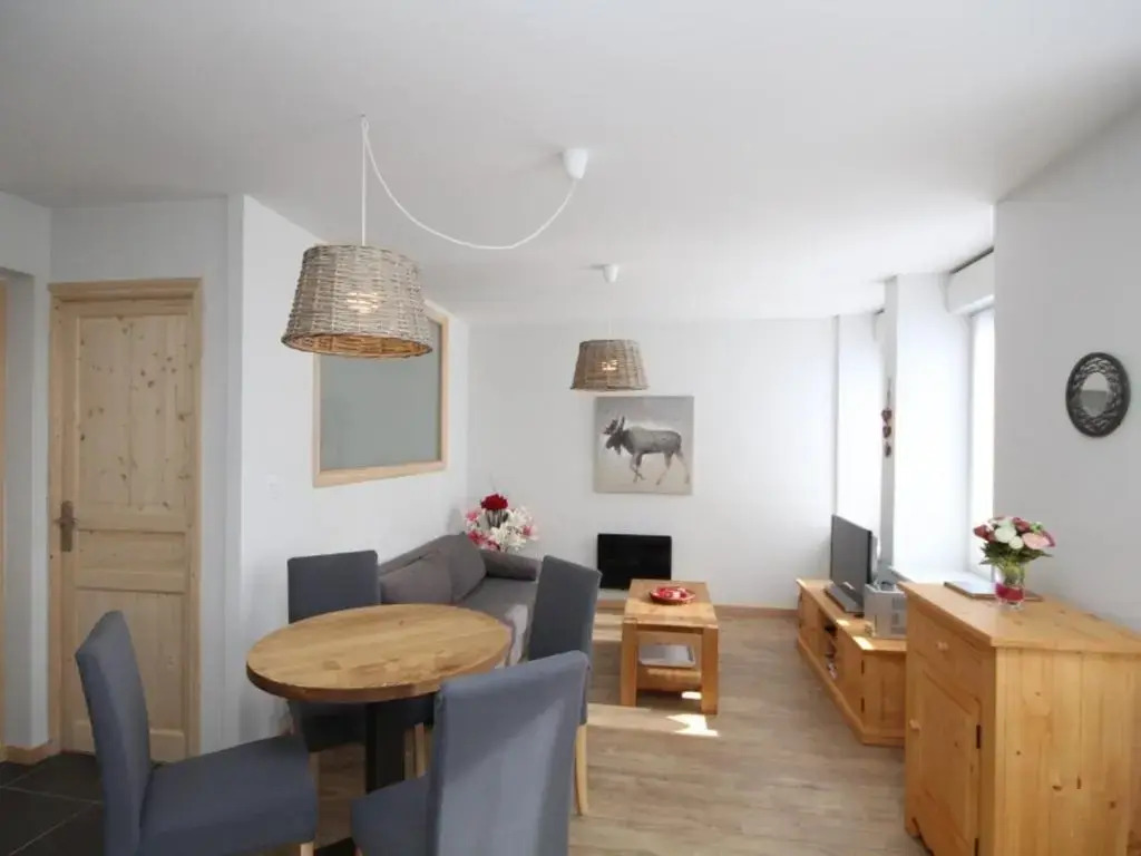 Appartement Mont-Dore, 2 pièces, 3 personnes - FR-1-608-90