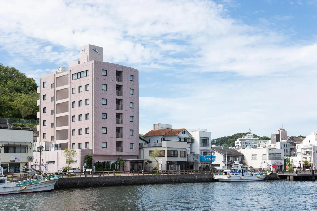 Iki Marina Hotel