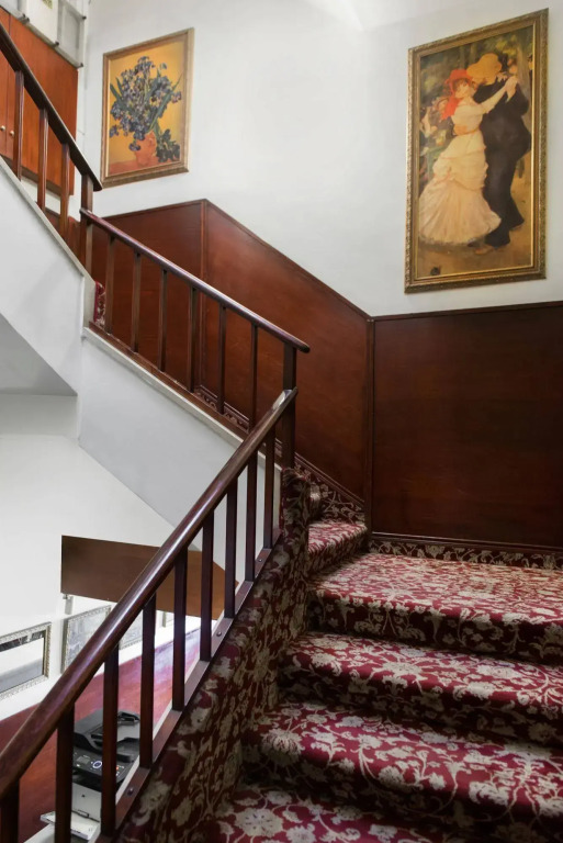 Galileo Hotel