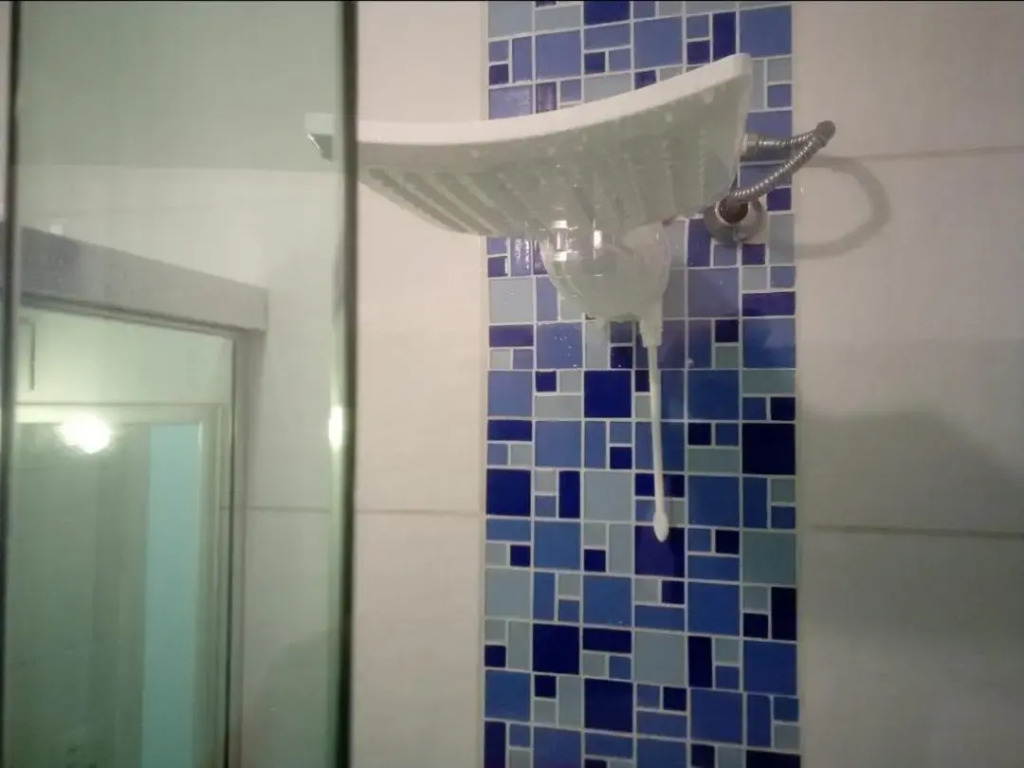Apartamento aconchegante com estacionamento na 25 de março