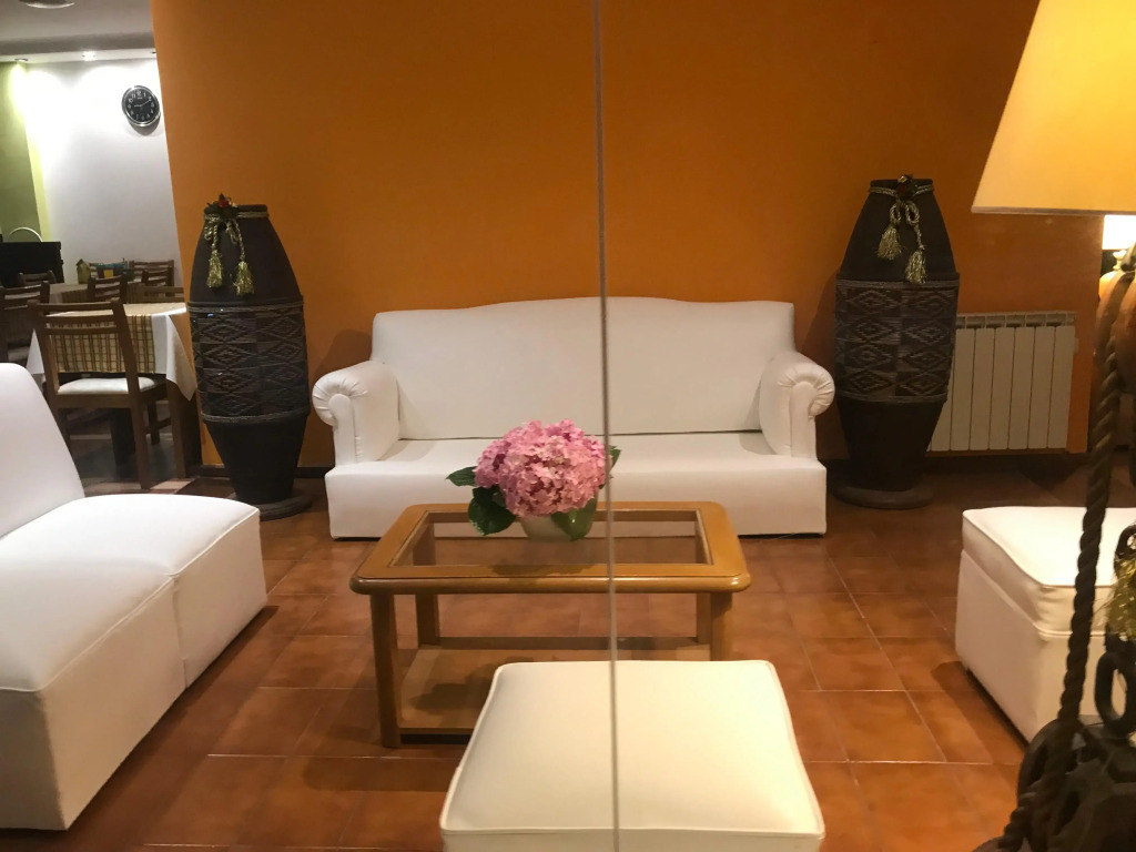 Onais Hotel