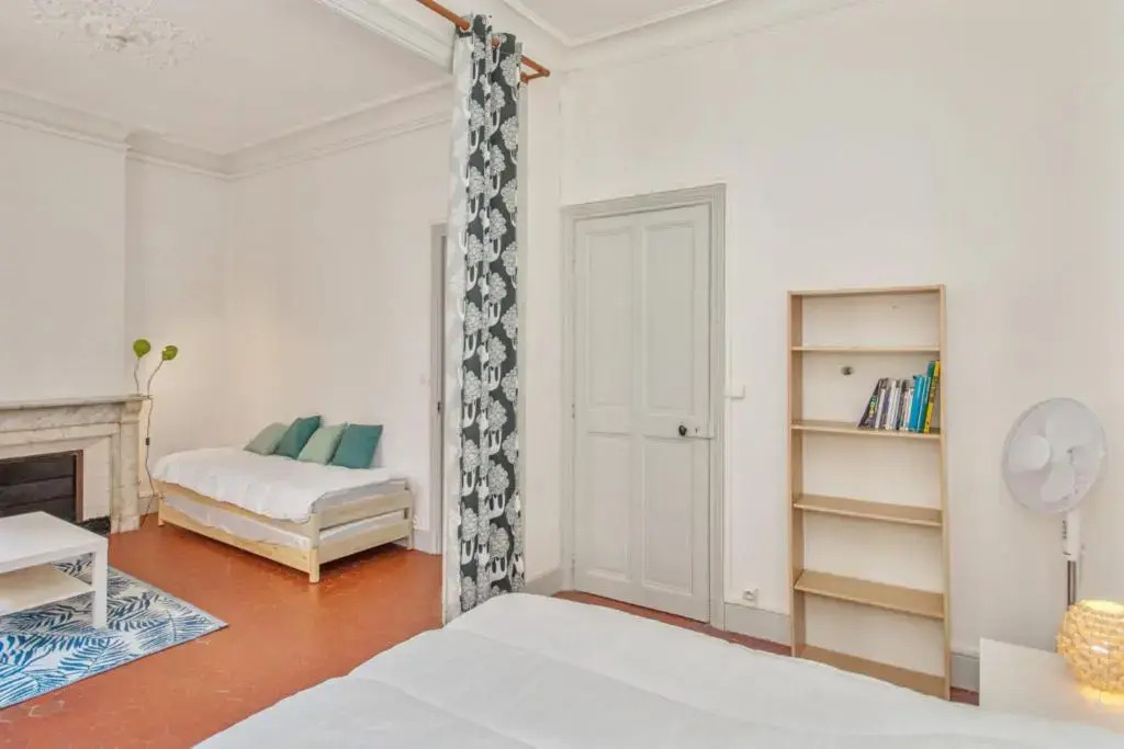 Bright 2-bedroom in the heart of Avignon - Welkeys