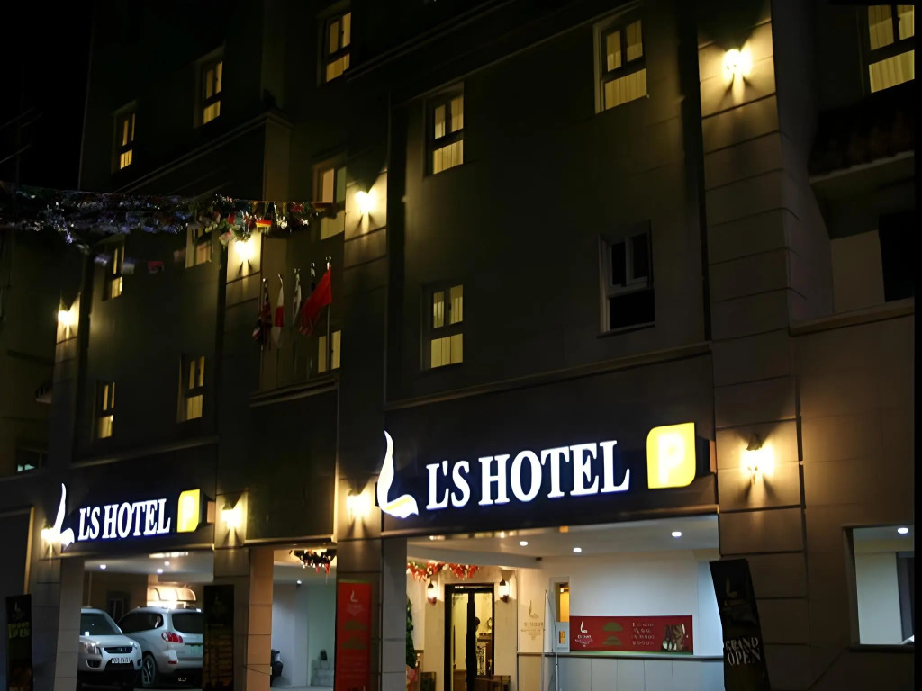 L'S Hotel