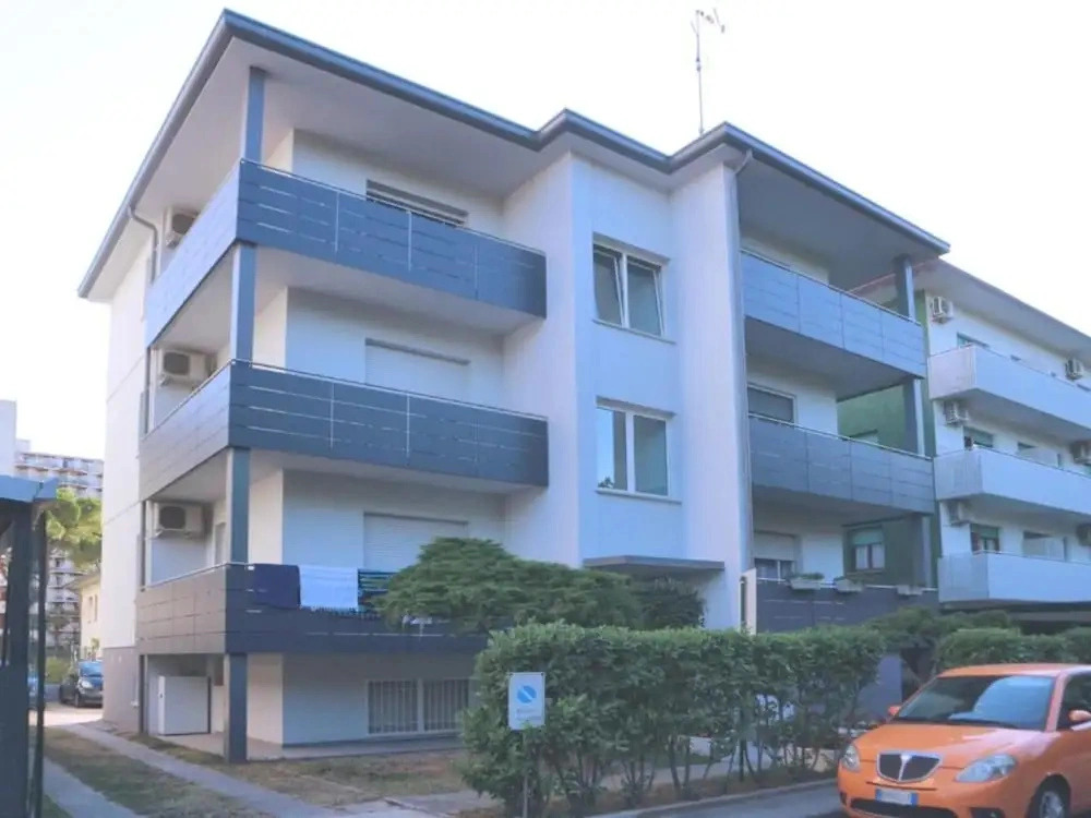 Side Sea-view in Lignano - 30m From the Beach
