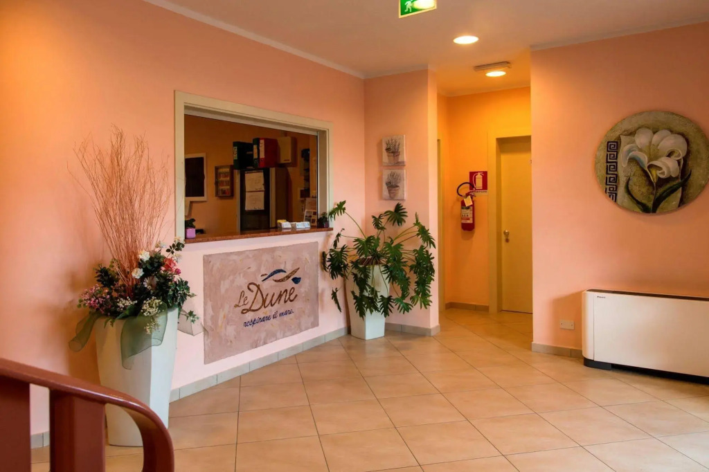 Hotel-Residence- Le Dune Breakfast & private beach included
