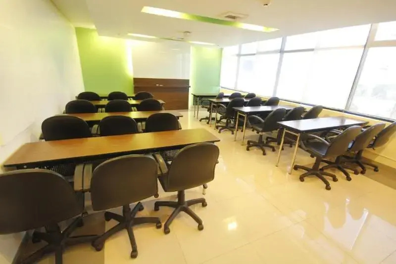 Go Hotels Plus Mandaluyong