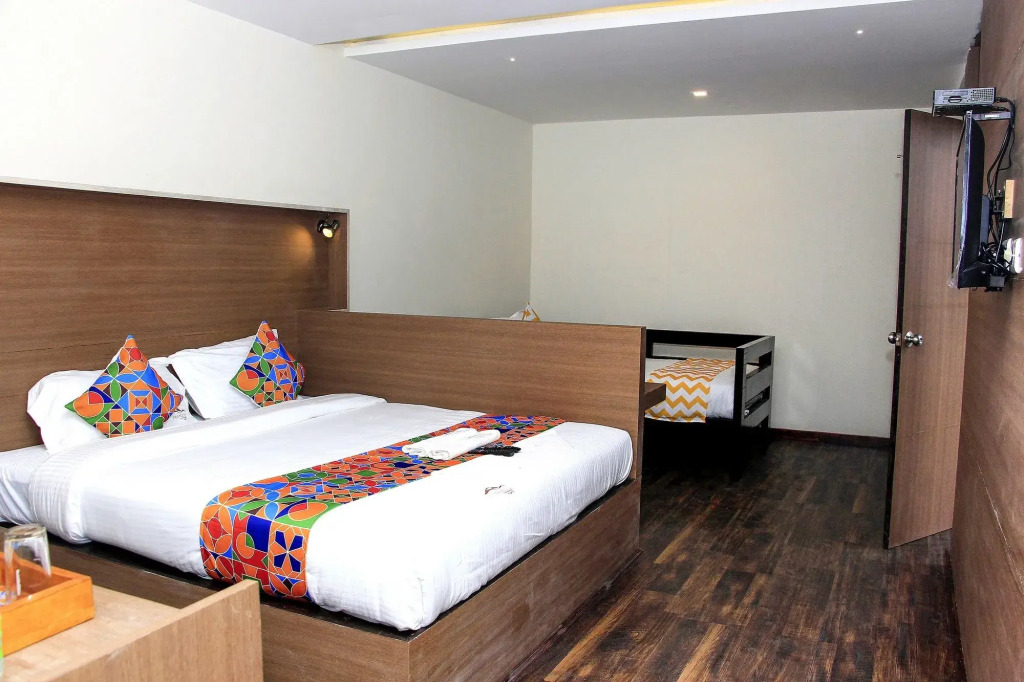 FabHotel Tranquil Heights