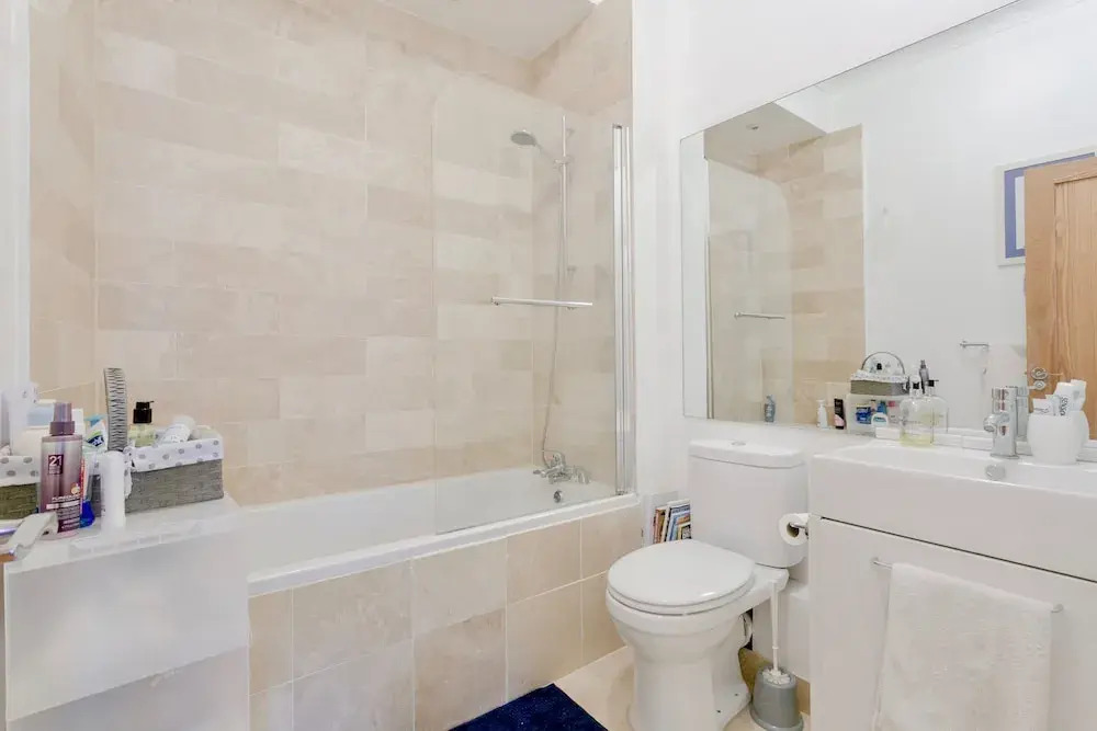 3 Bedroom in Clapham Junction With Roof Terrace